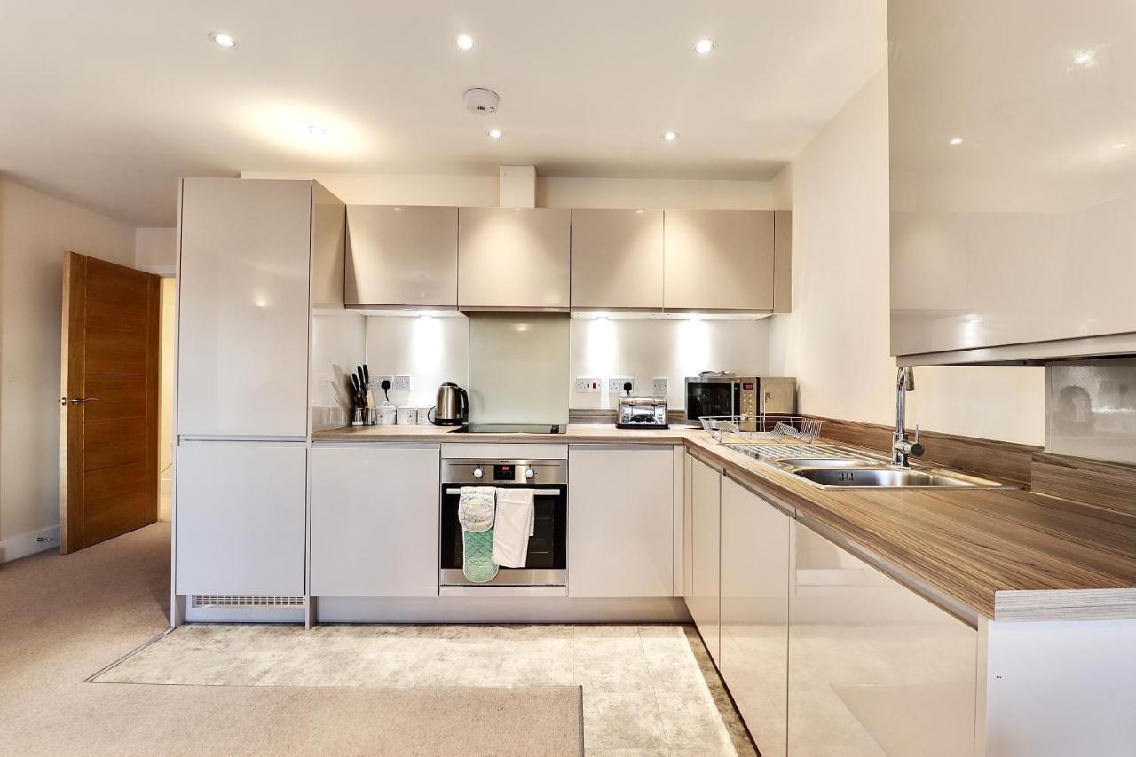 Sapphire Serviced Apartment Chelmsford Buitenkant foto