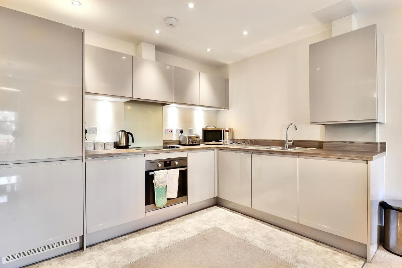 Sapphire Serviced Apartment Chelmsford Buitenkant foto