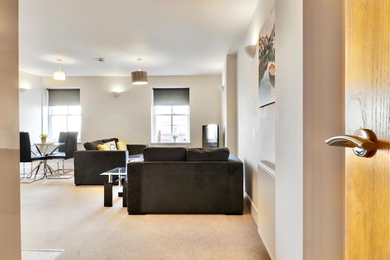 Sapphire Serviced Apartment Chelmsford Buitenkant foto
